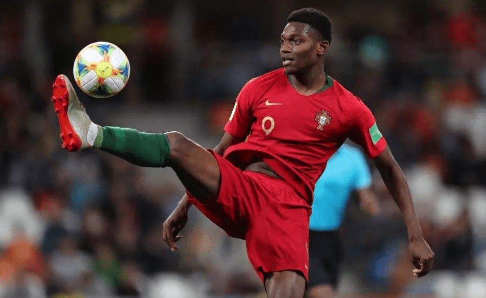 蜂鸟电竞-包含意大利国家队内部会议纪要流出——关键战迎来里程碑；全明星赛使命明确；球队文化被再次提及的词条