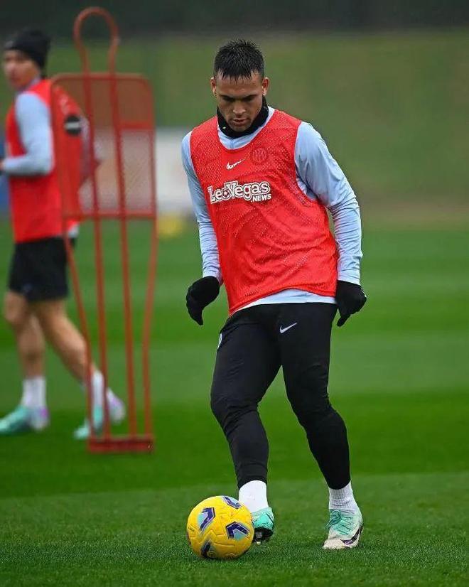 蜂鸟-今晚体能课后，迈阿密热火门线救险备战意甲，管理层满意，医务组通报恢复的简单介绍